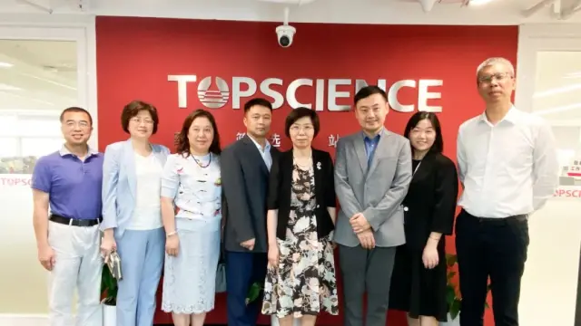 陶术生物上海市经信委领导一行赴陶术生物走访工作